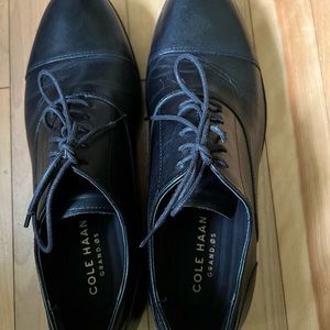 Cole Han Grand OS Men’s Oxford Shoes in excellent condition, size 8